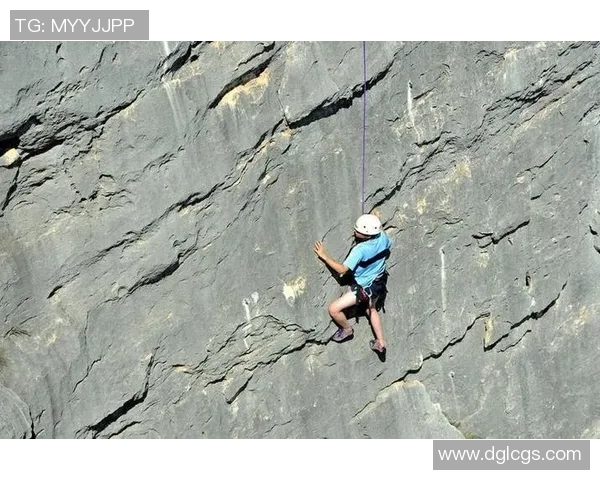 南京攀岩队成长之路：一段关于勇气与坚持的攀登纪实