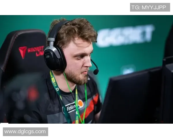 吴静深度解析CSGO游戏技巧与心得分享助你提升竞技水平 吴静深度解析CSGO游戏技巧与心得分享助你提升竞技水平